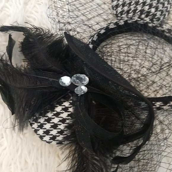 RARE Authentic Disney Minnie Mouse Ears Headband - Picture 4 of 5